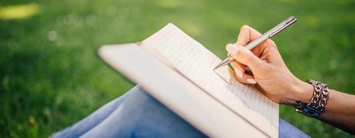 24 inner child journaling prompts